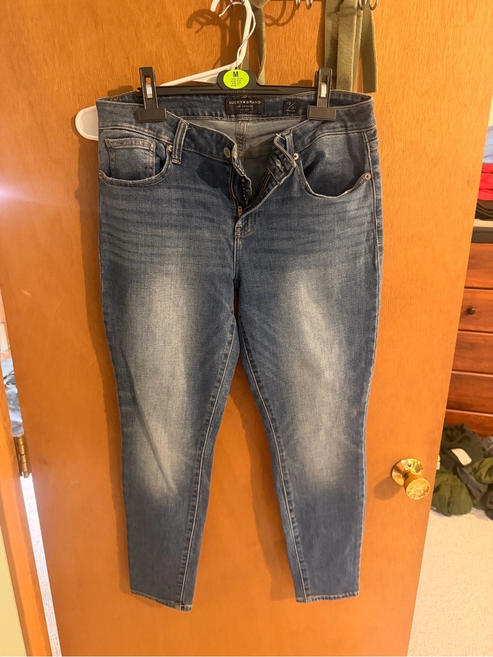 Lucky Brand Women's Skinny Jeans in Medium Blue Wash